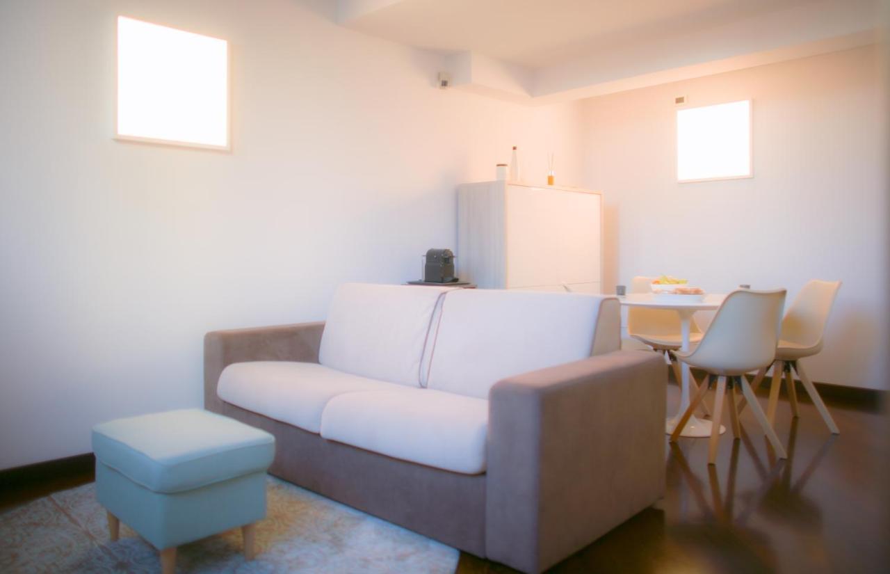 Bnbutler - Bergonzoli - Modern And Bright Near Station Lejlighed