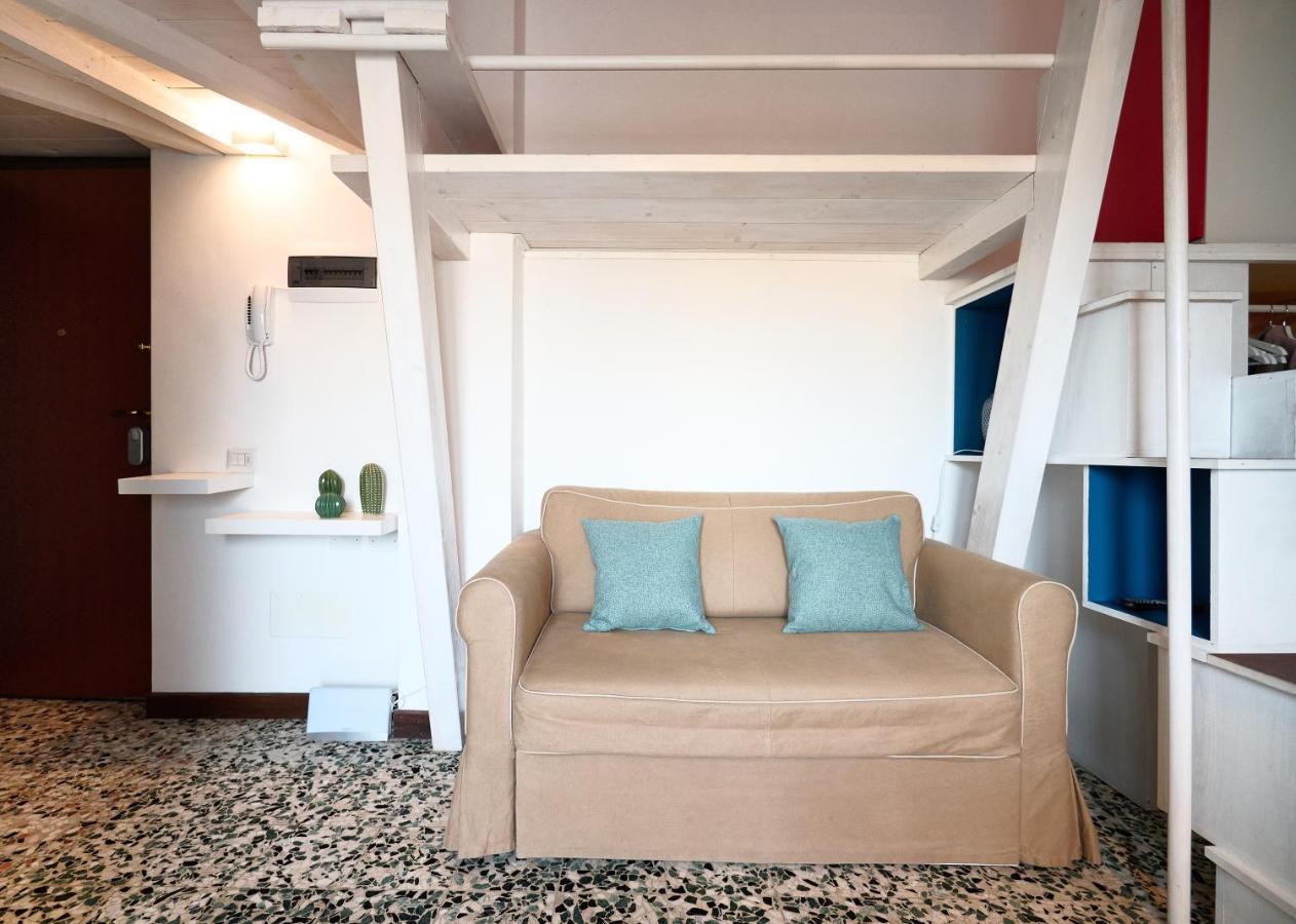 Relstay - Washington Street Apartment