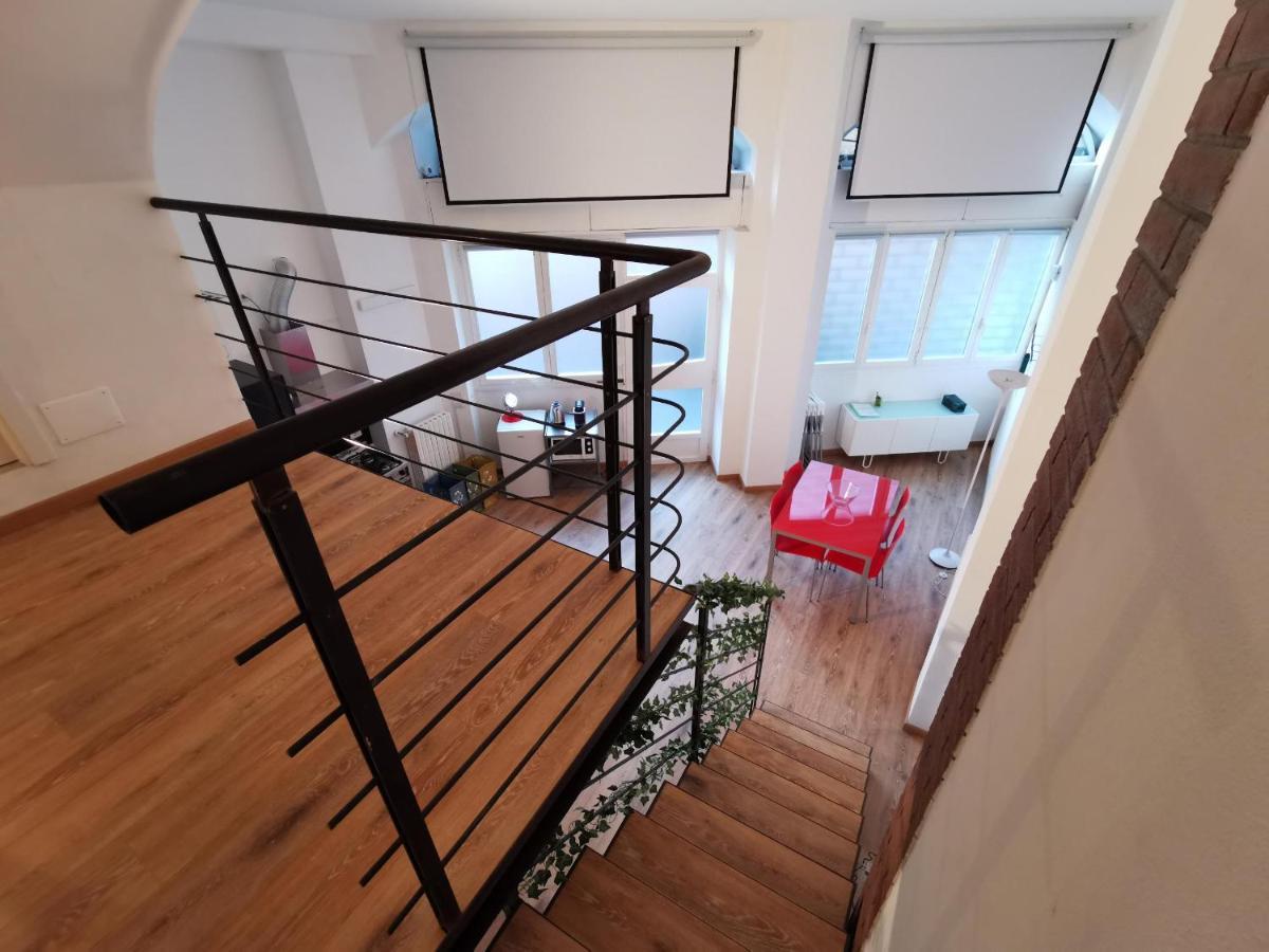 Likehome - Via Scaldasole Loft Leilighet