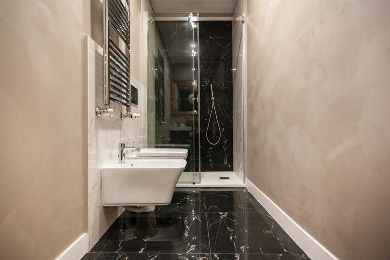 Minimal Loft In Centro A Milano