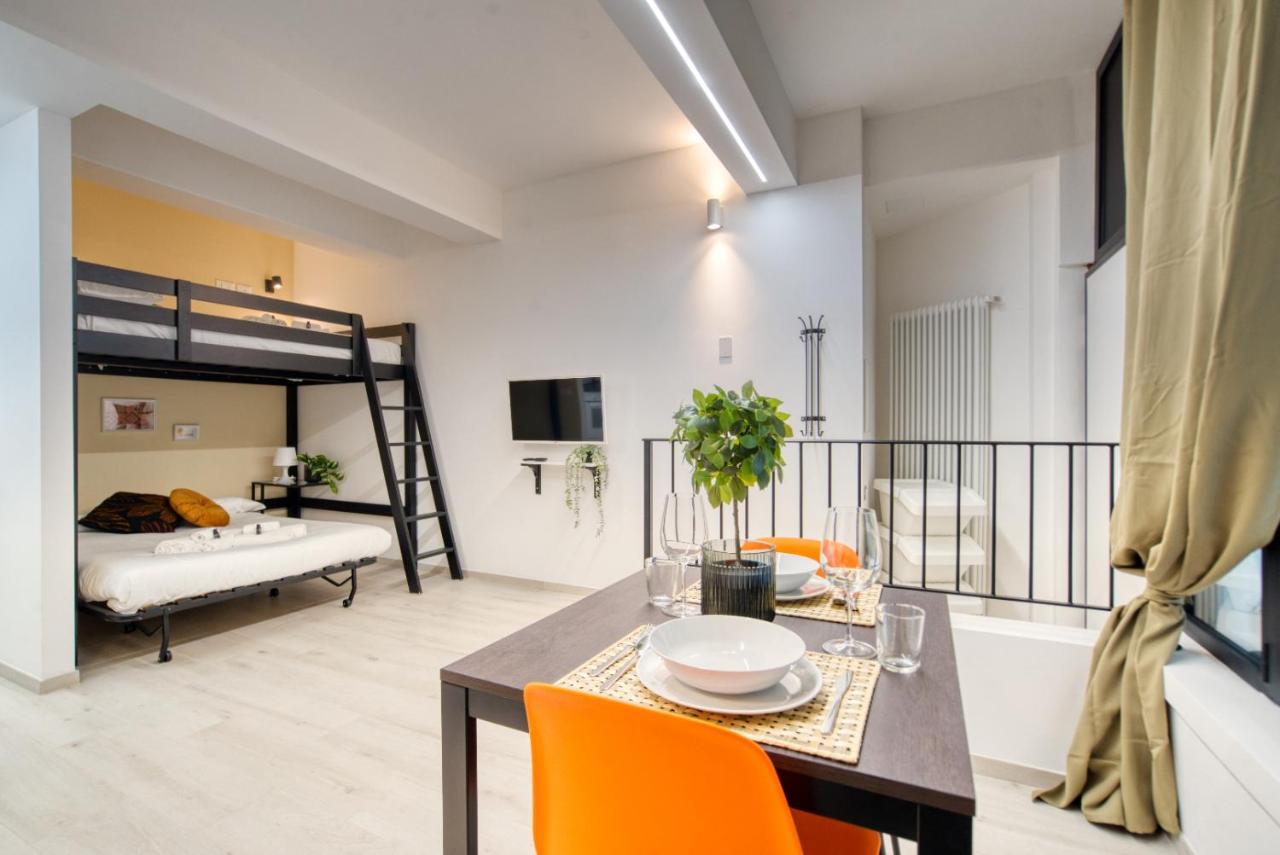 Suzzani 273 Apartment *