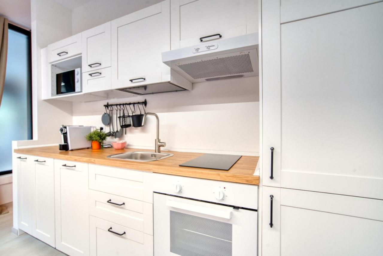 Suzzani 273 Apartment