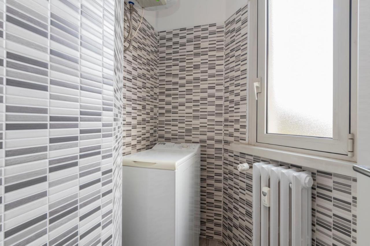 Sweet Near Navigli - Giambellino Appartement