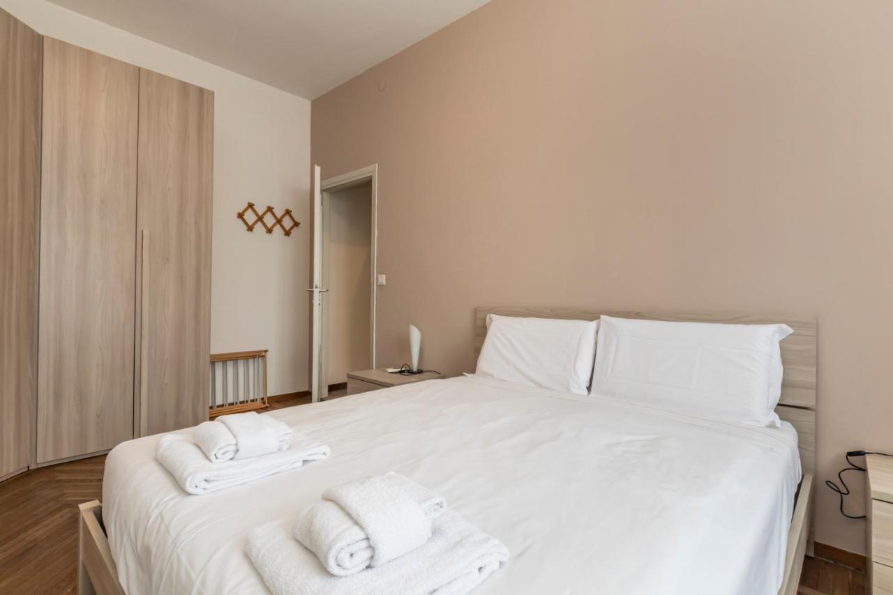 Sweet Near Navigli - Giambellino Appartement