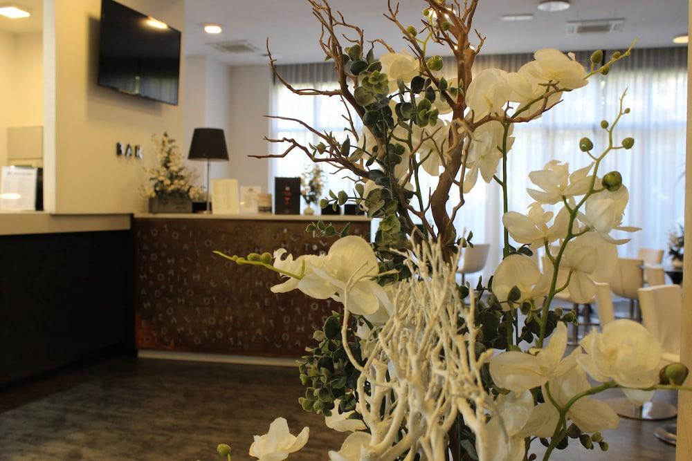 Ih Lorenteggio Hotell Milano