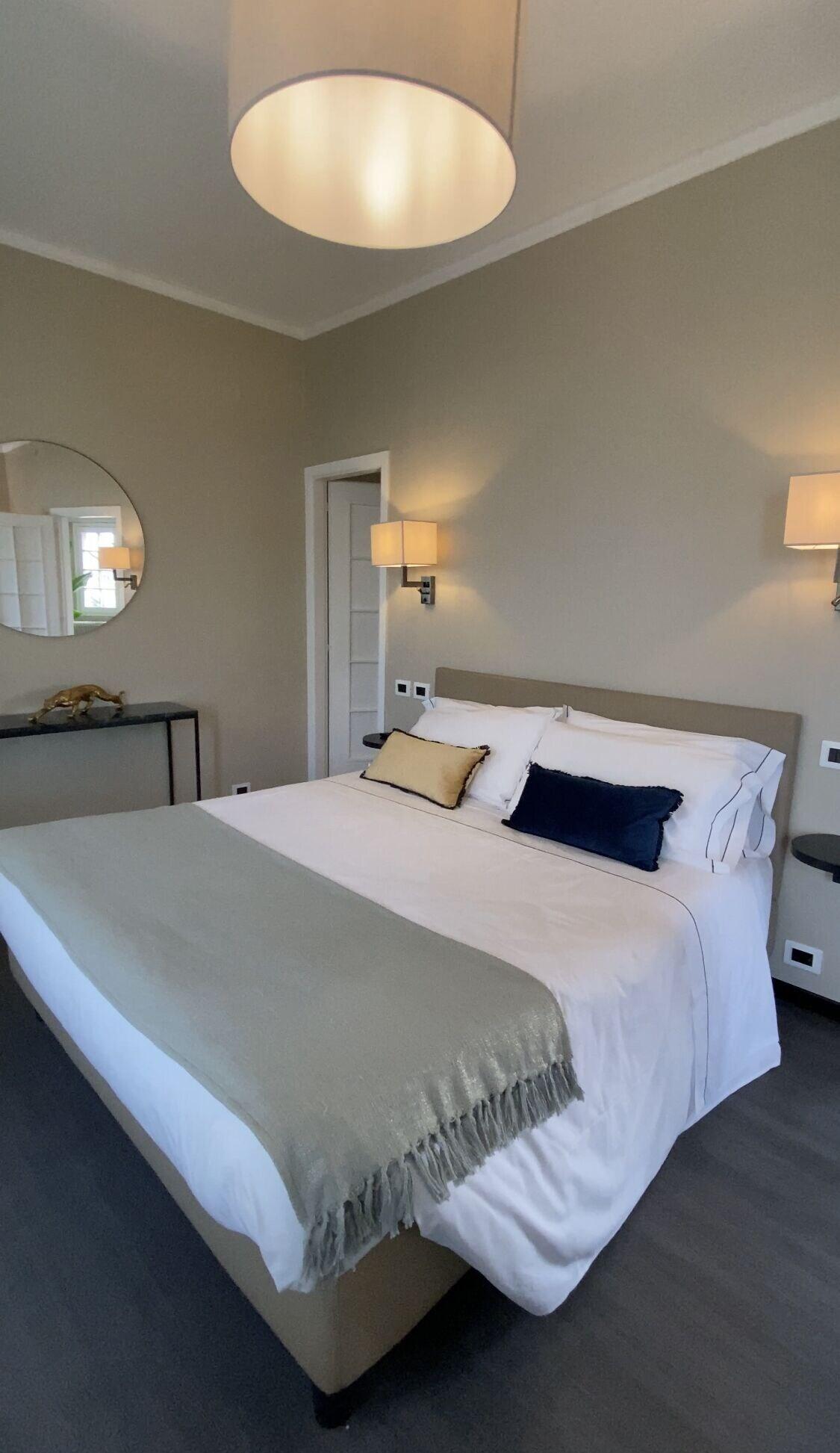 Mentana, By R Collection Hotel