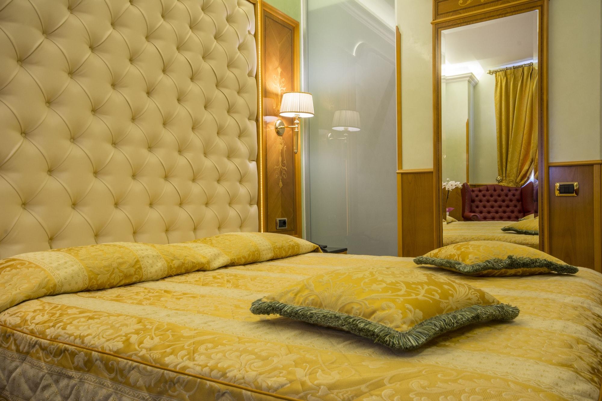 Vittoria Hotel