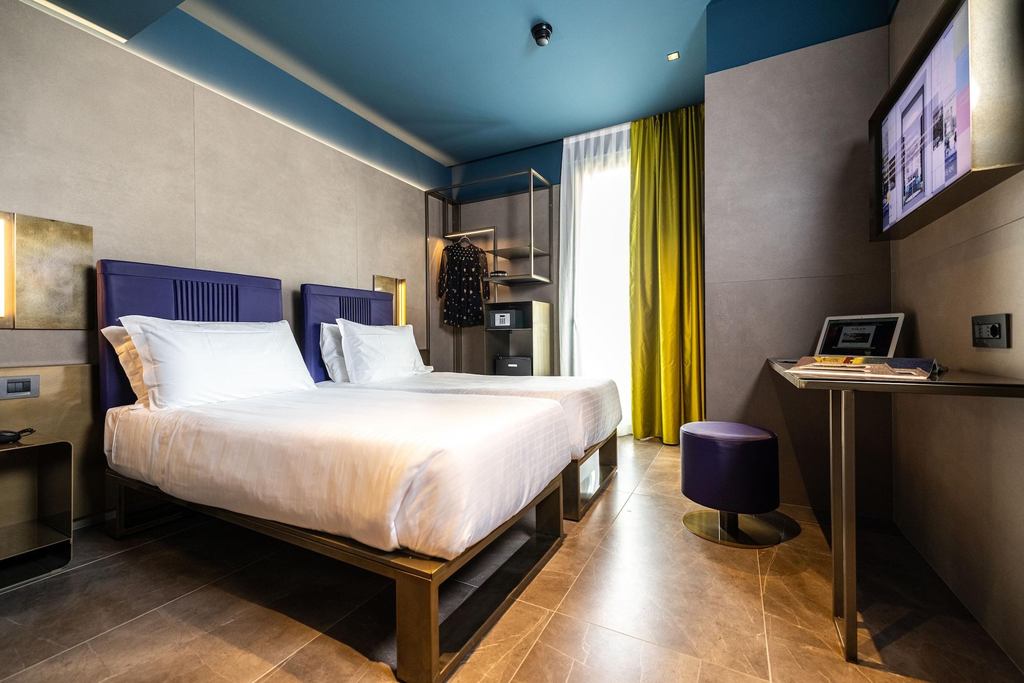 Hd8 Hotel 4*