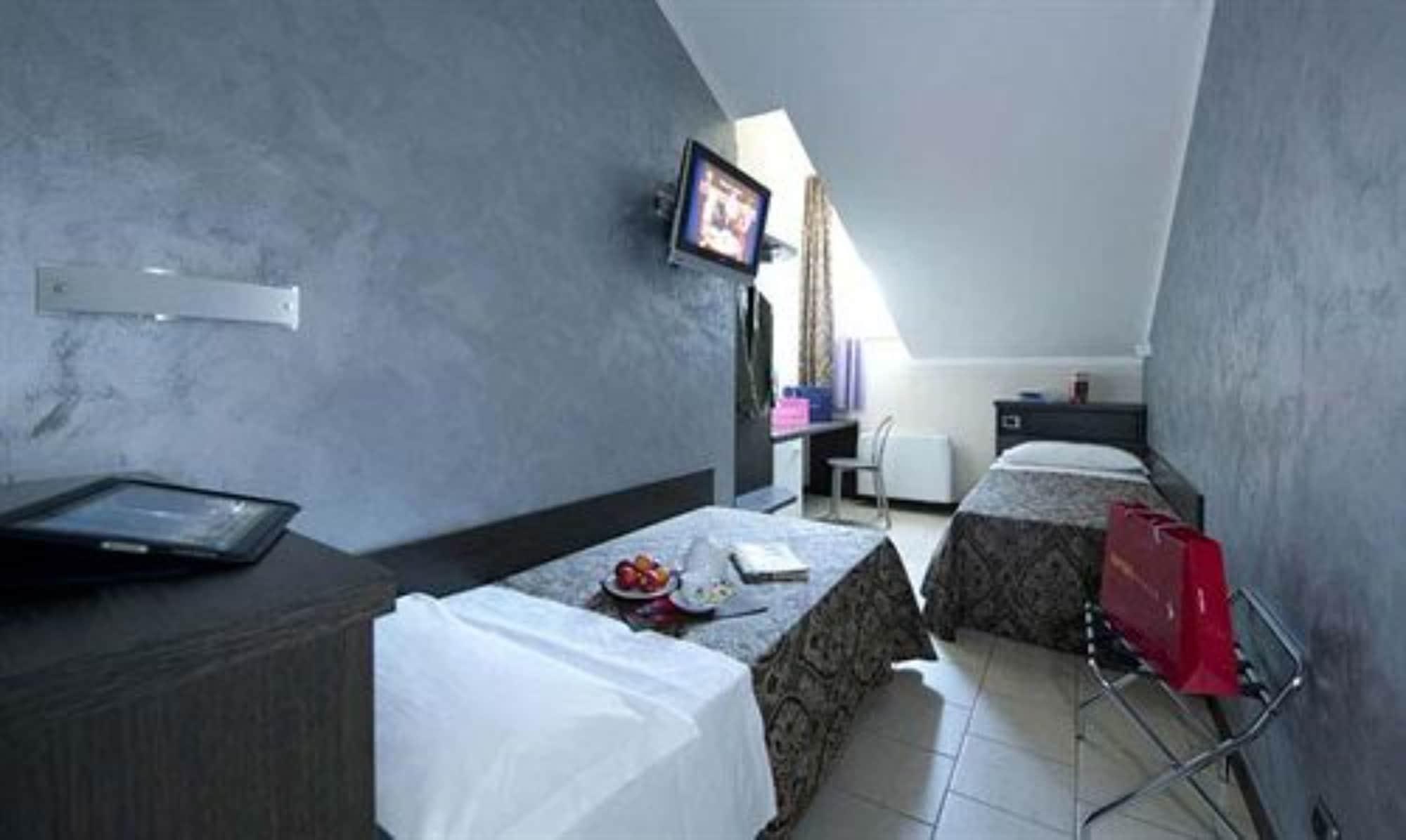 Ideale Hotel 3*