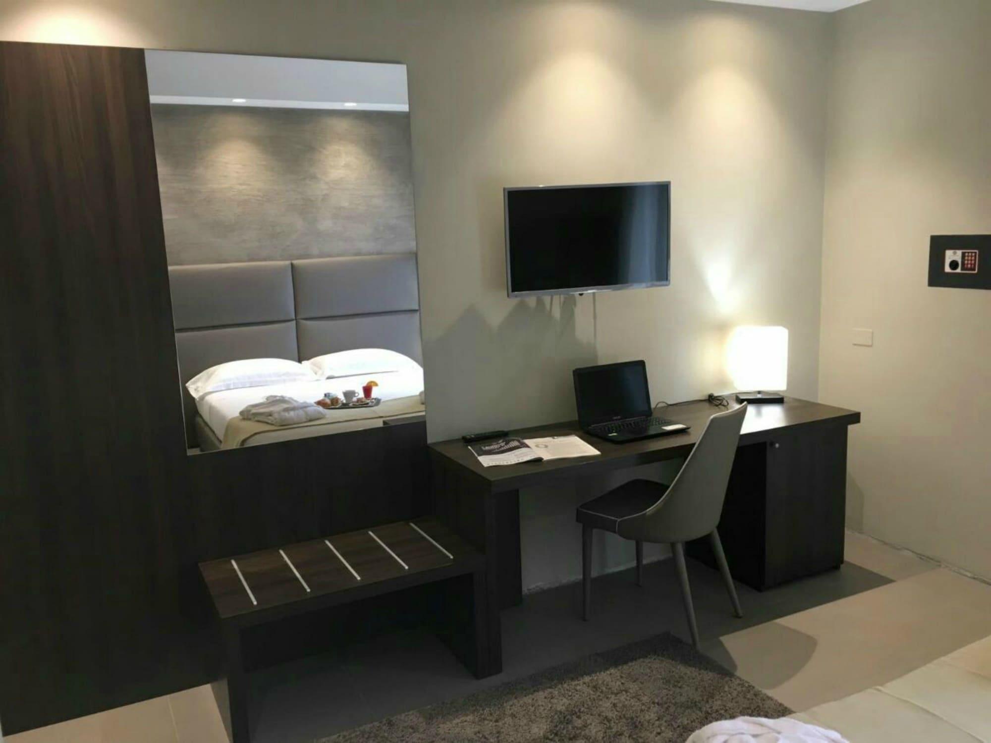 Plus Welcome Hotel