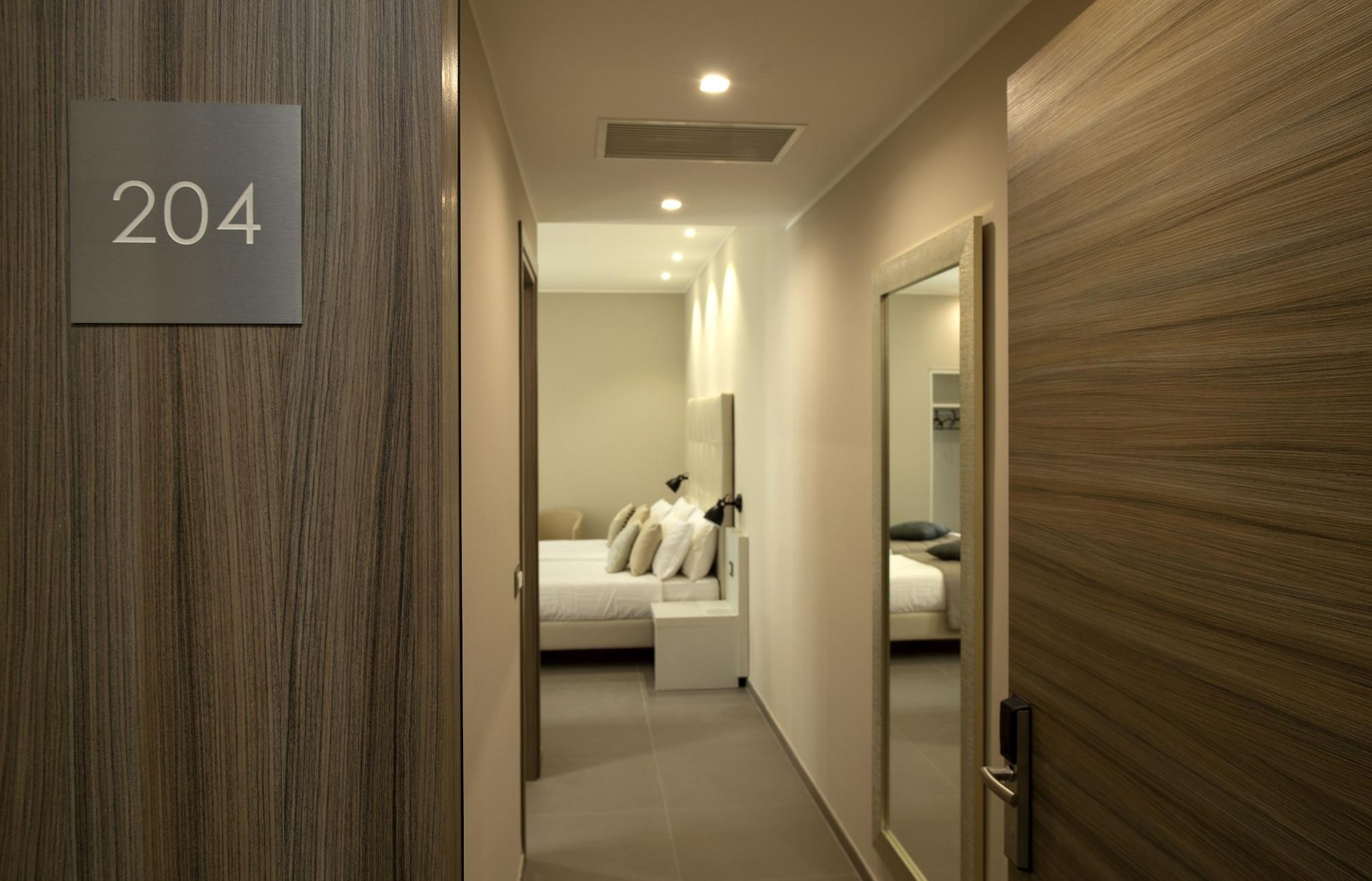 Hotel H21 Milano