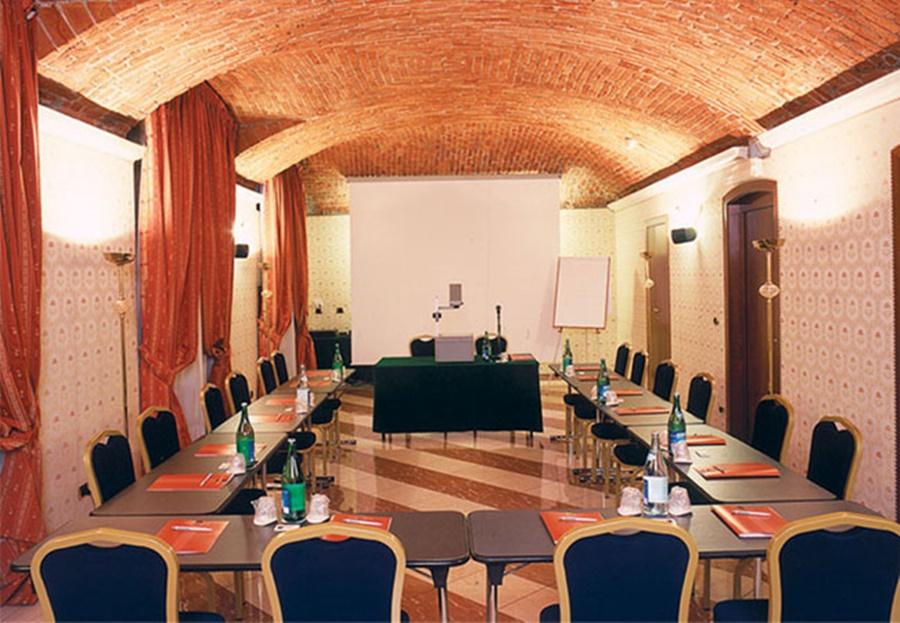 Andreola Central 4* Milano