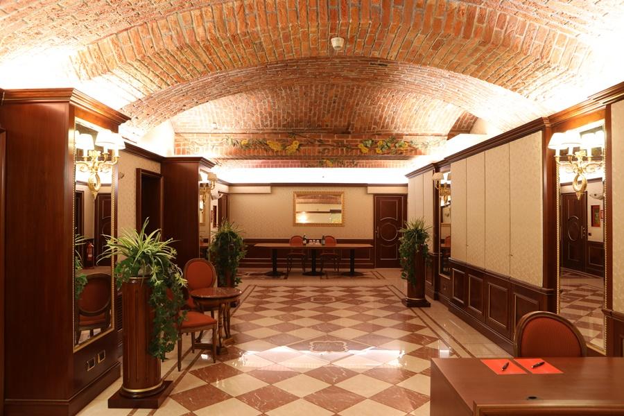 Andreola Central Hotell 4*