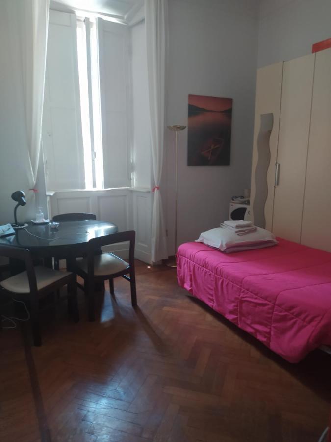 Gasthuis 1room In *