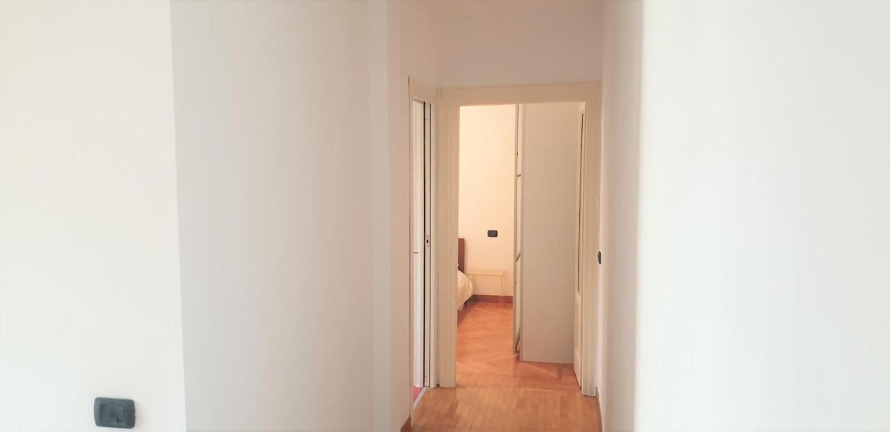 Meta Italy A Porta Venezia Appartement