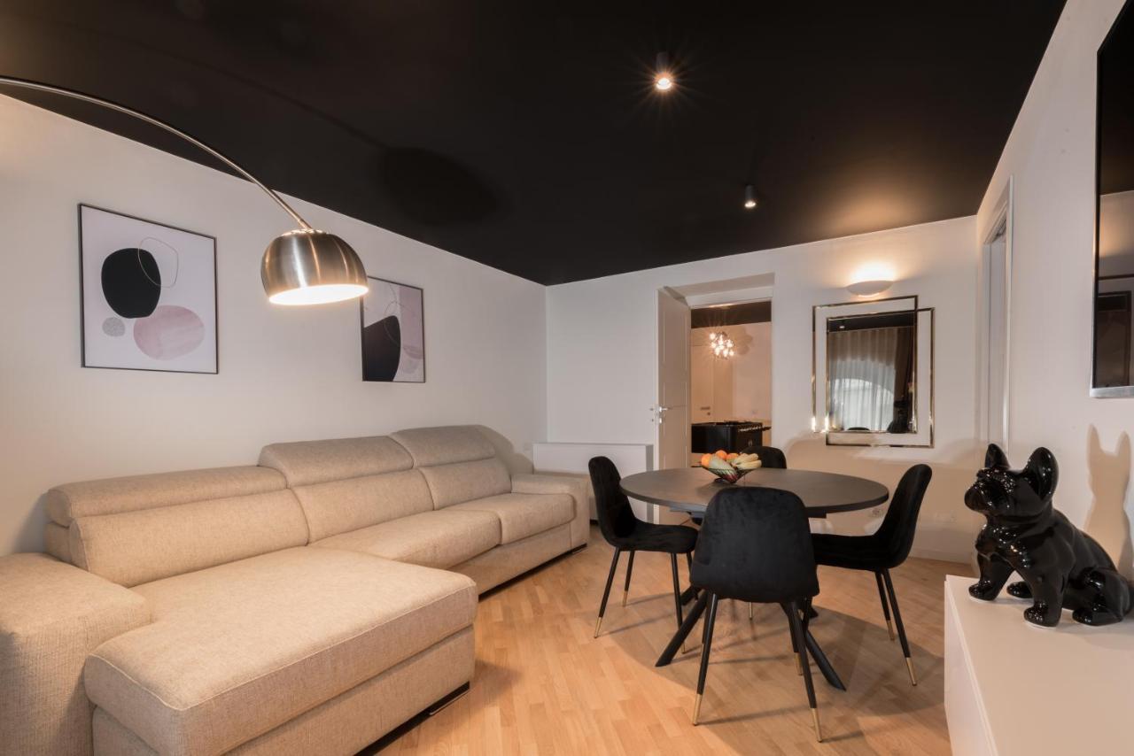 Brera Luxury Near Duomo With Wifi Apartment