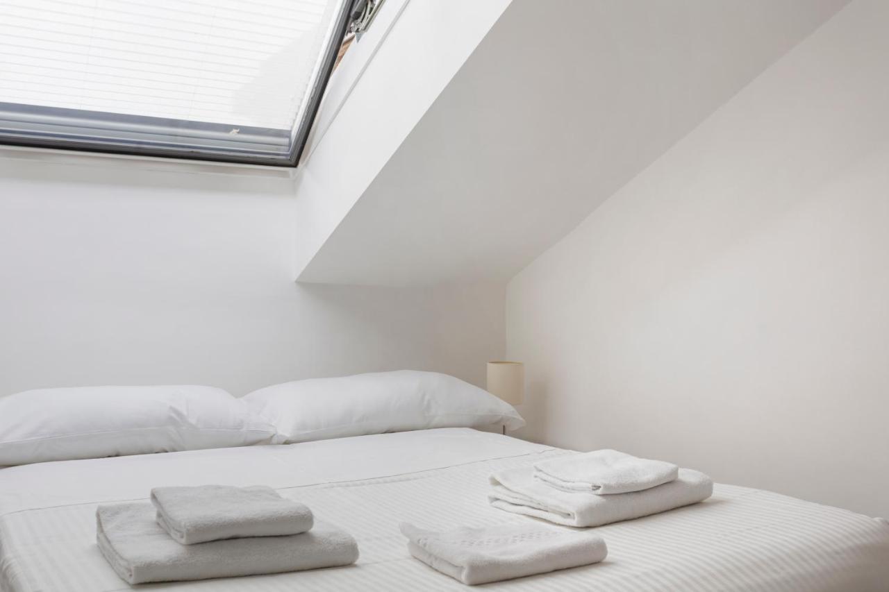 2 Bedroom 2 Bathroom Apt - Duomo 2 *