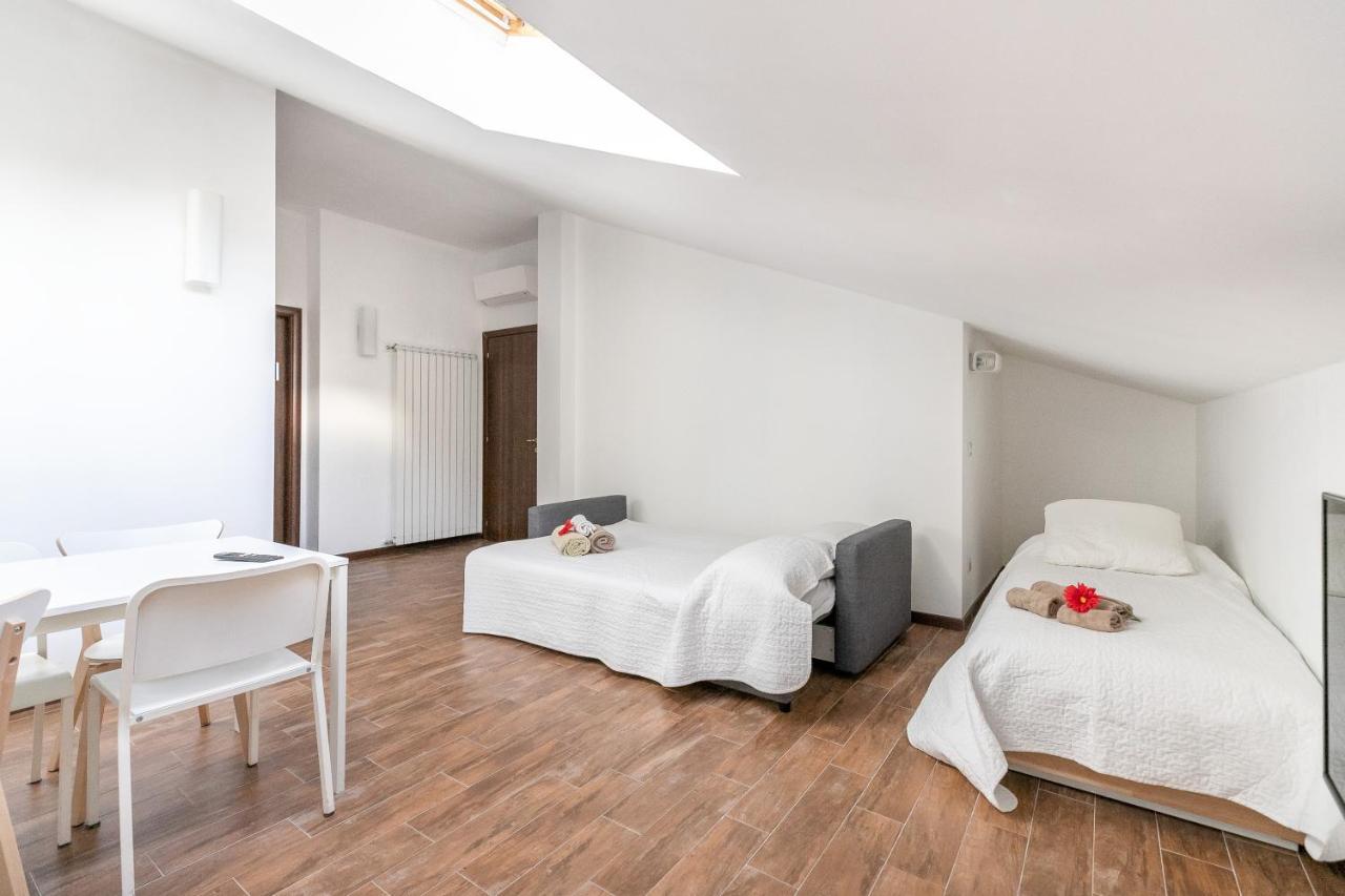 Alessia's Flat - Affori Apartment *