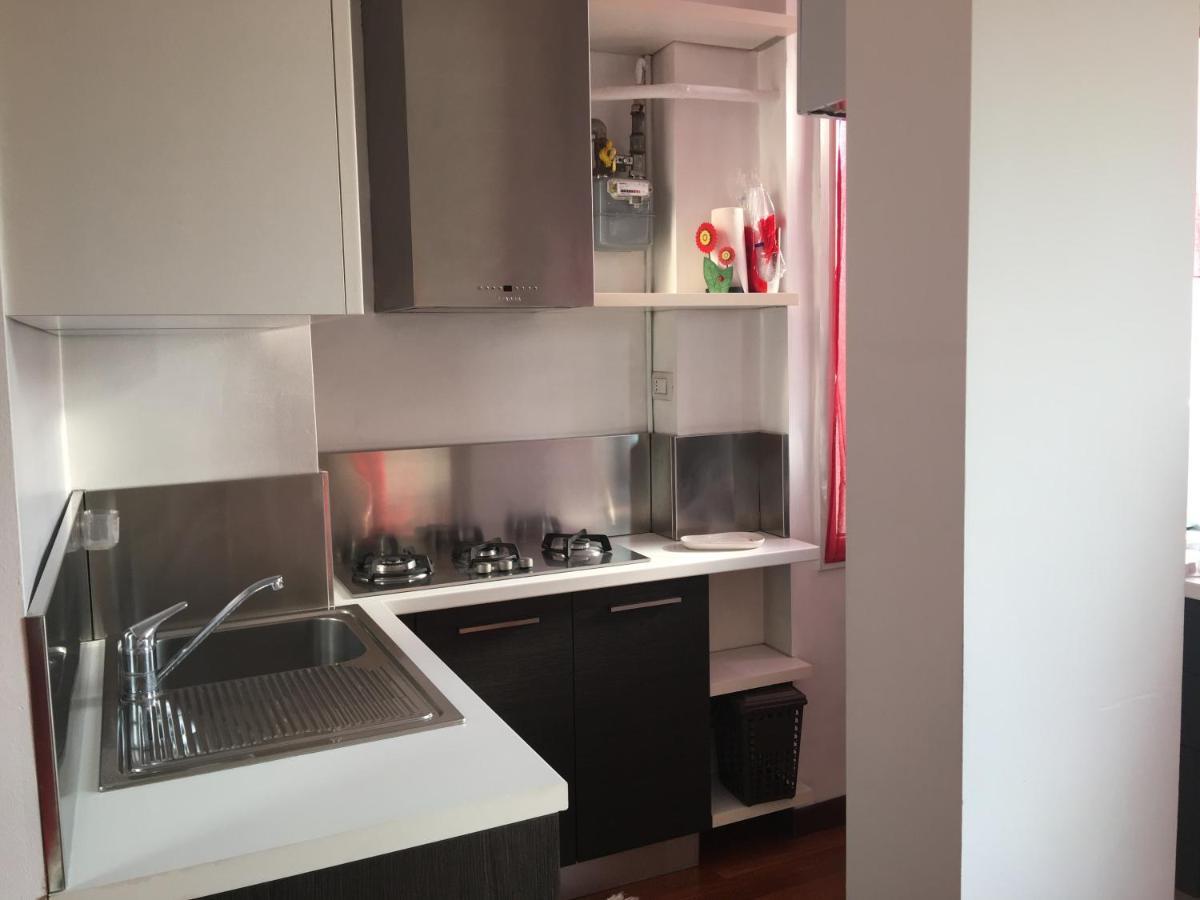 Splendido Bilocale Adiacente Metro M5 - Ca Granda Leilighet *