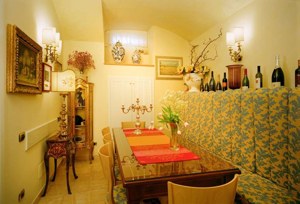Hotell Boutique Dieci 4*