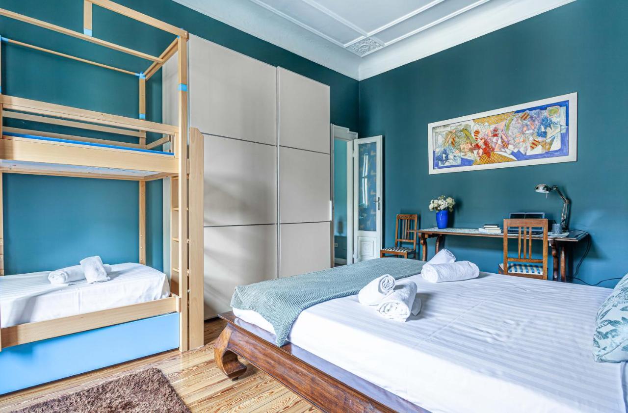 Joivy Elegant Flat With Balcony Appartement Milaan