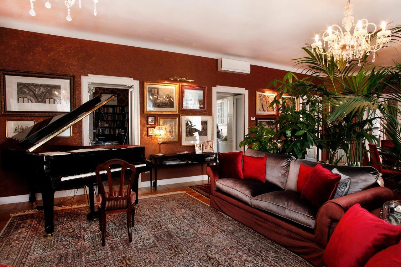 Bed & Breakfast Luxury In Art Nouveau Building Next To Metro Station *