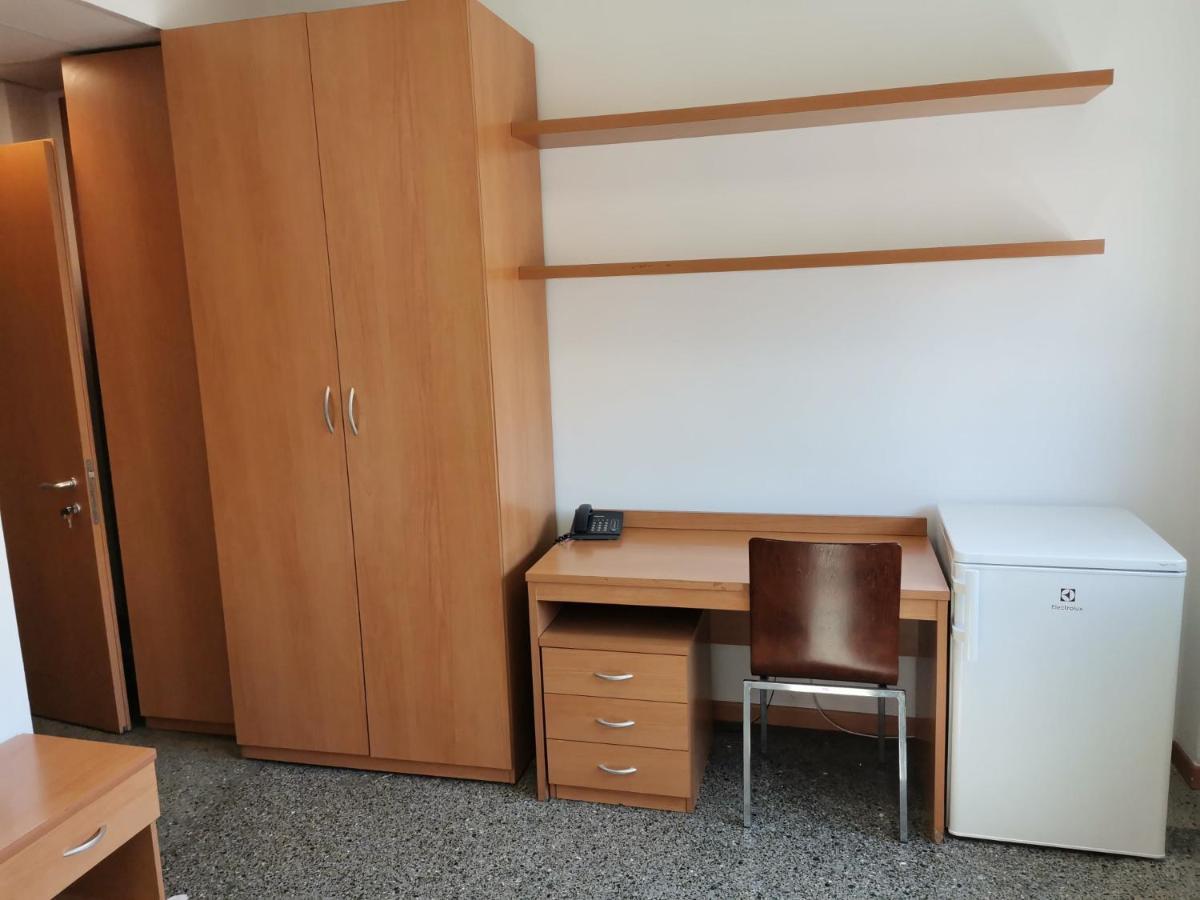 Apartment For Students Only Cosy Ensuite At Galileo Galilei In Mailand