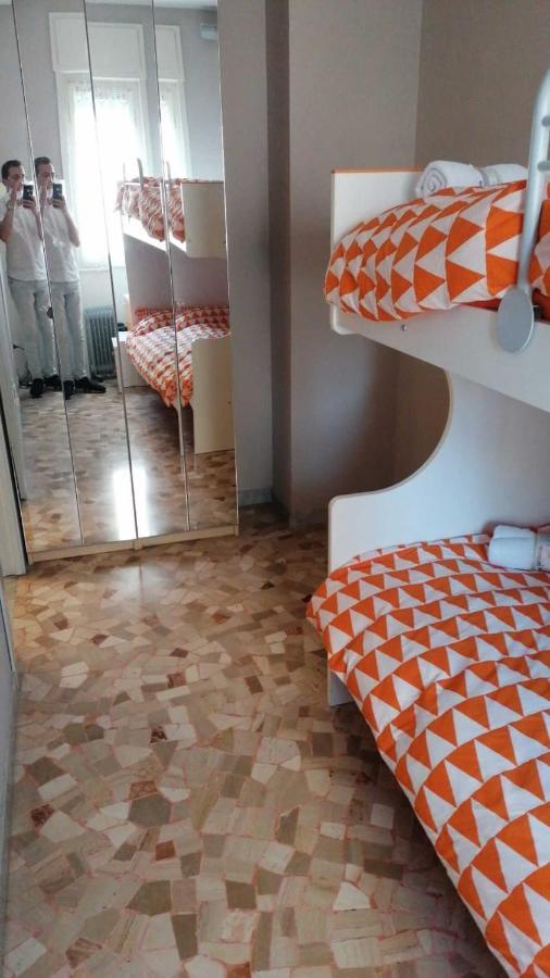 Impeccable In Next To M1 Metro 10 Mins Away From Duomo Wi-fi Feel Like Bed & Breakfast Milano