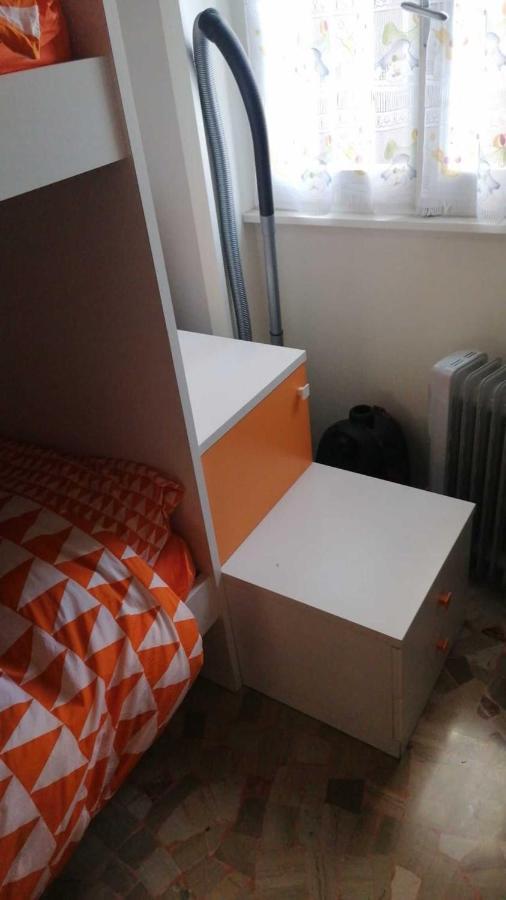 Impeccable In Next To M1 Metro 10 Mins Away From Duomo Wi-fi Feel Like Bed & Breakfast Milano