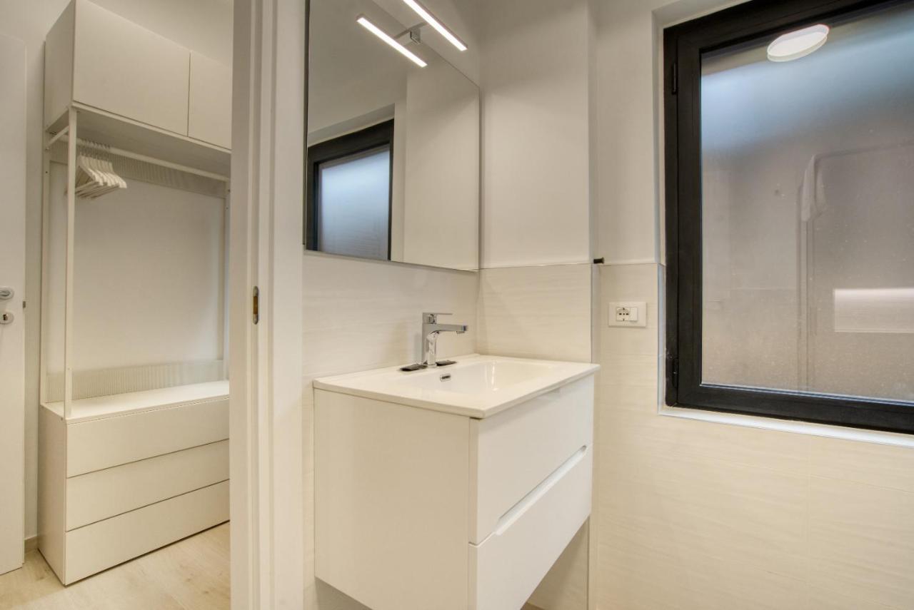 Suzzani 273 Apartment *