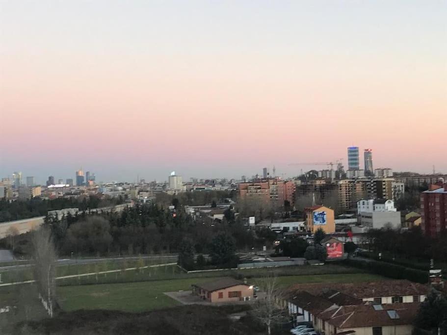 Appartement Skyline Fiera Milaan