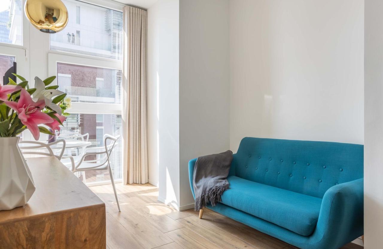 Apartment Sunlit 1 Bedroom Via Pirelli *