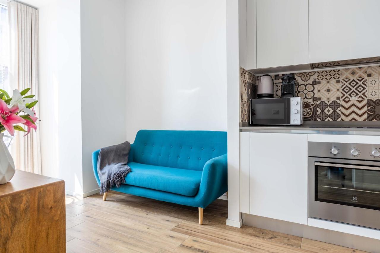Apartment Sunlit 1 Bedroom Via Pirelli Milan