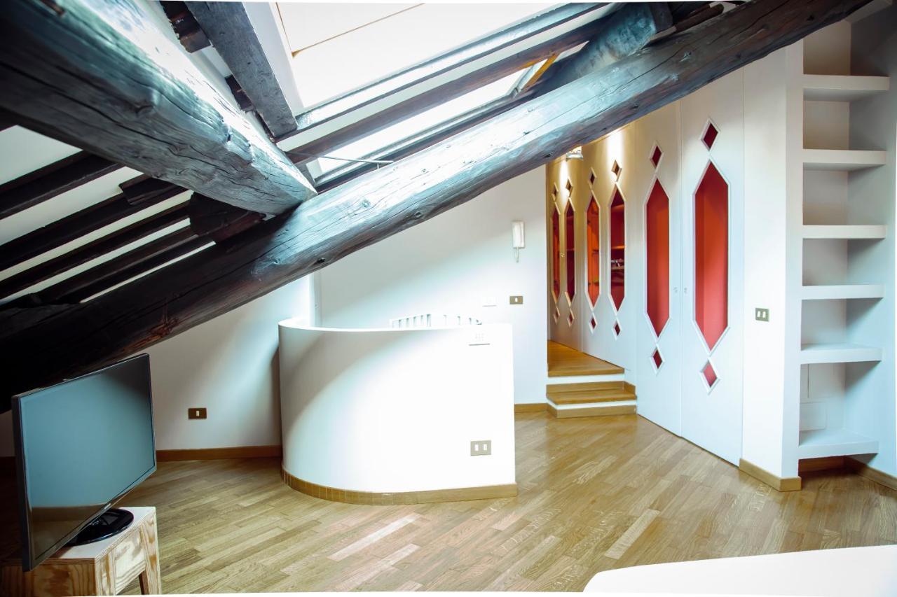 Appartement San Fermo Milaan