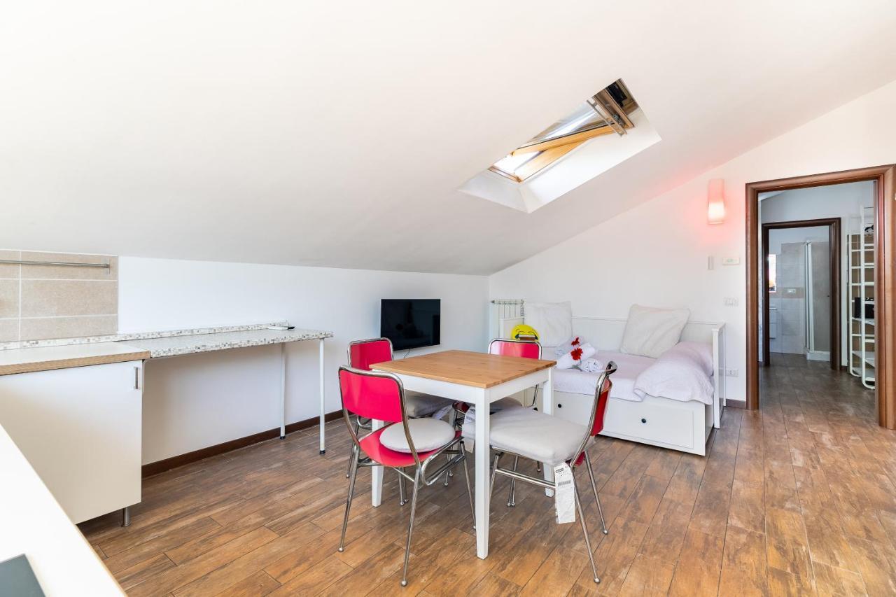 Apartment Alessia's Flat - Affori *