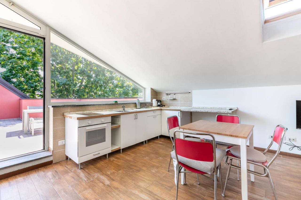 Alessia's Flat - Affori Apartment *