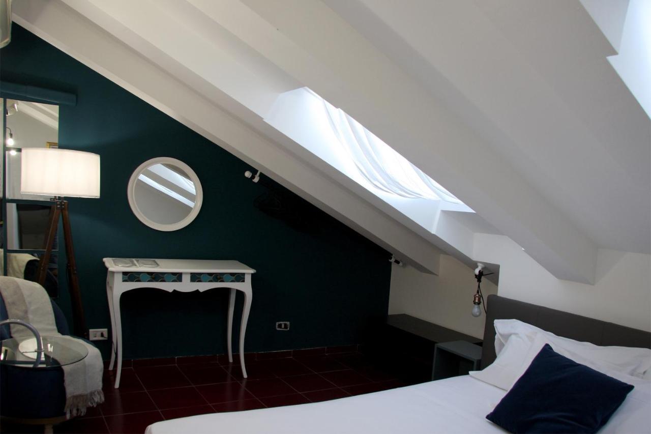 Mercanti Attic Version Milan
