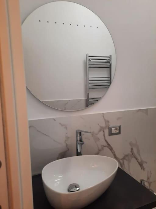 Apartment N&ghomesweethome Raffaelloelegante Ideale Affari