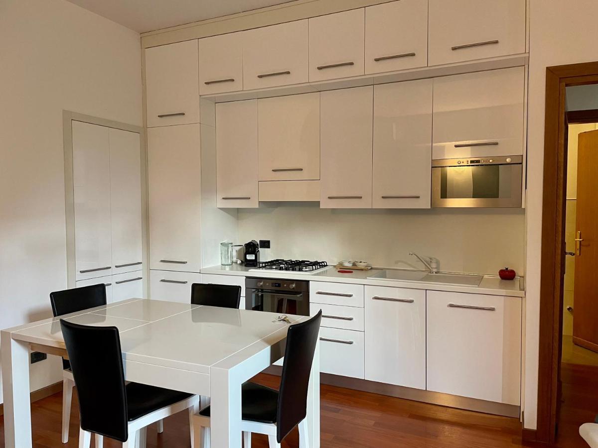 La Casa Di Ringhiera In Sarpi-sempione-moscova Milano