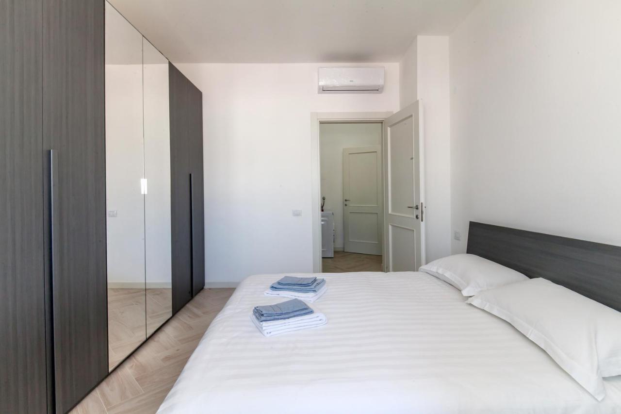 Appartement 12° Piano Torre Diamante - 67 *