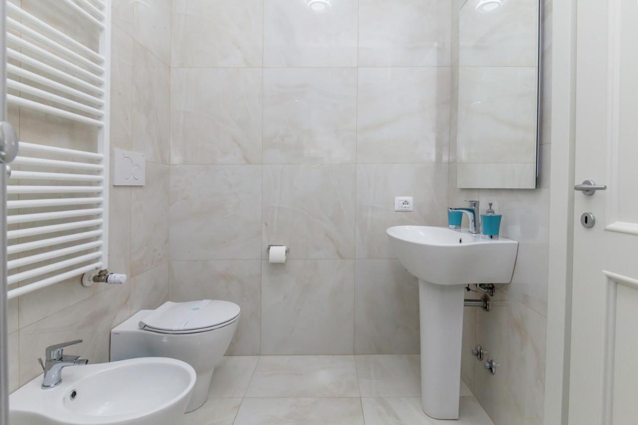 12° Piano Torre Diamante - 67 Appartement *