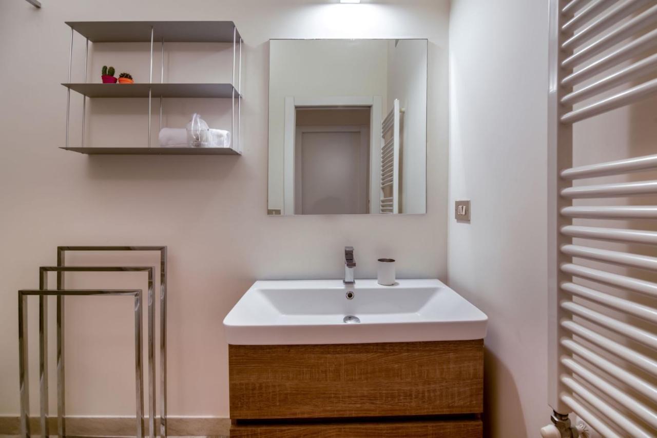 Easylife - Luminoso Bilocale In Zona Garibaldi Apartment Milan