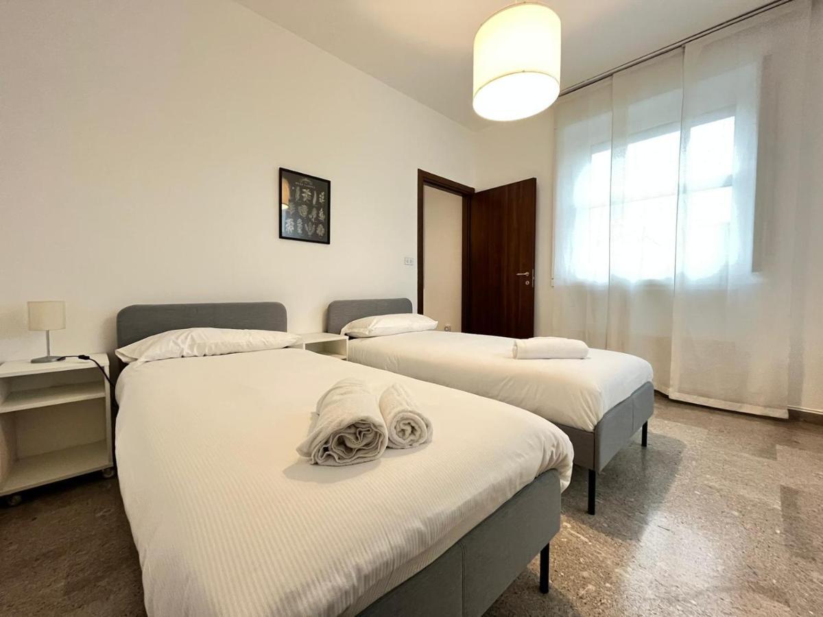 Kibilu - Viale Andrea Doria - Corso Buenos Aires - Porta Venezia - Centro Citta Milano
