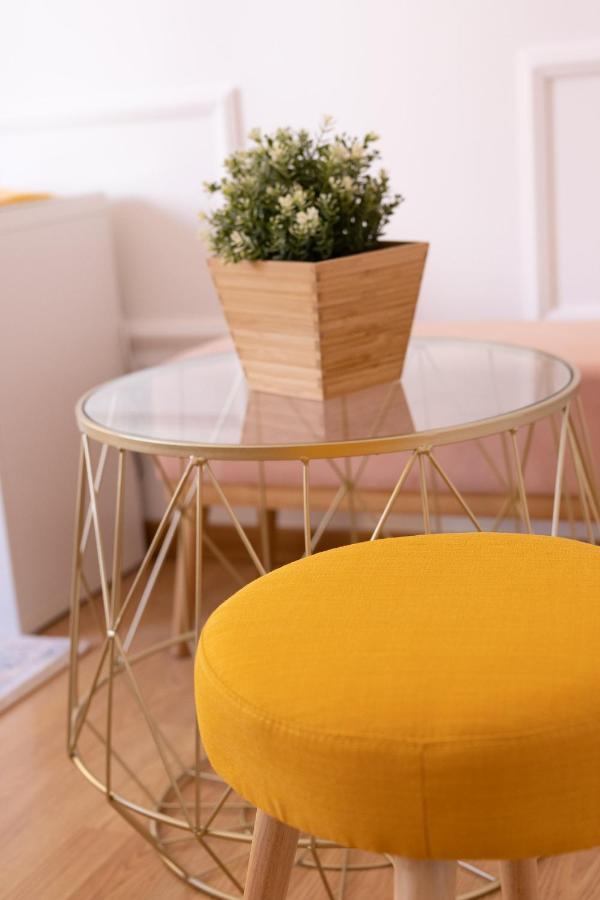 Piccola Parigi Design *