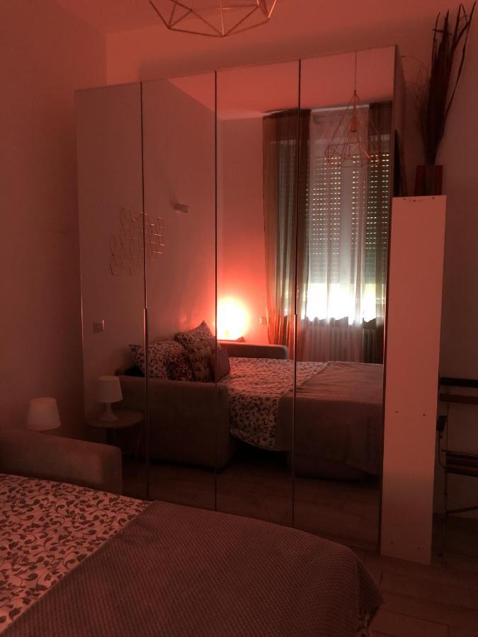 Appartamento Joy House -central Near Metro Arco Della Pace Brera-entire Perfect For Work & Play, Nightlife With Ac & Fast Wifi Welcome To The Cool Joy House! Milano