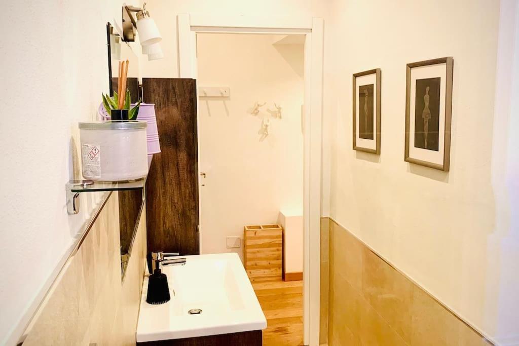 Ampola “flamingo” Apartment