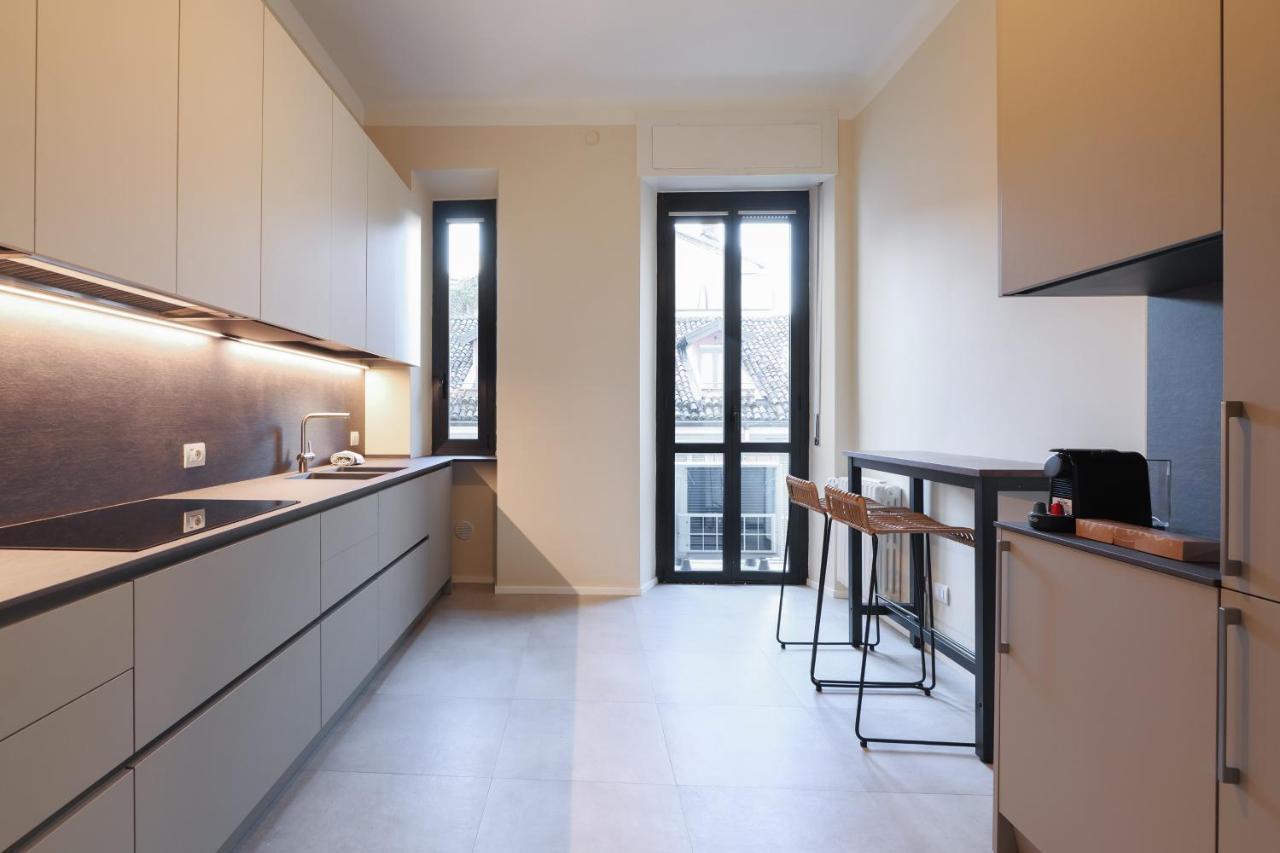 Luxury San Babila Apartment