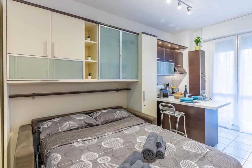 Apartment Strategic House - Metro M5 San Siro - Free Wi-fi Mailand