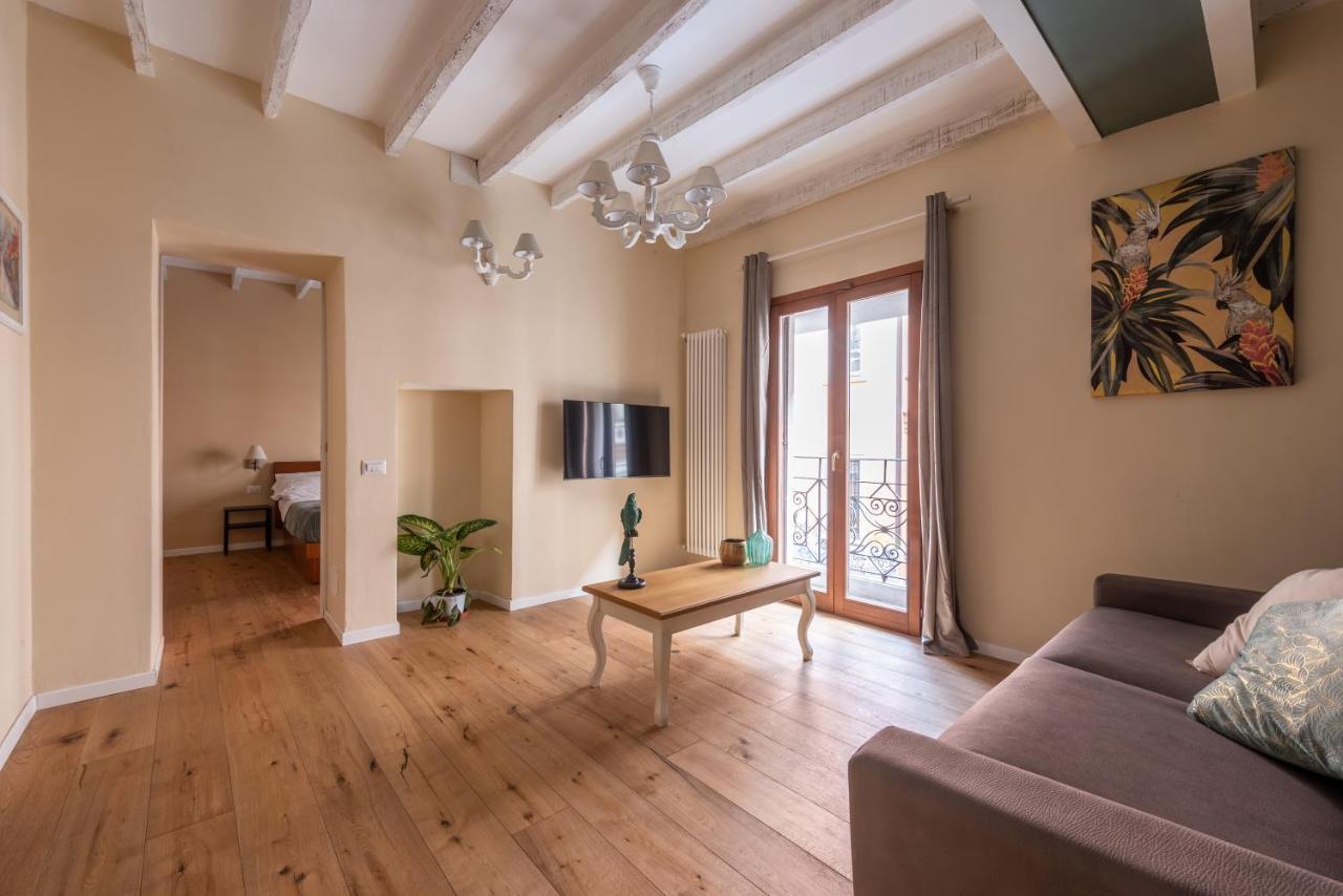Apartment We - Tadino House - Porta Venezia, *