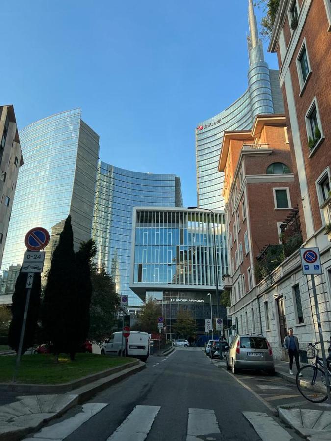 Divini Gae Aulenti Apartment Milan